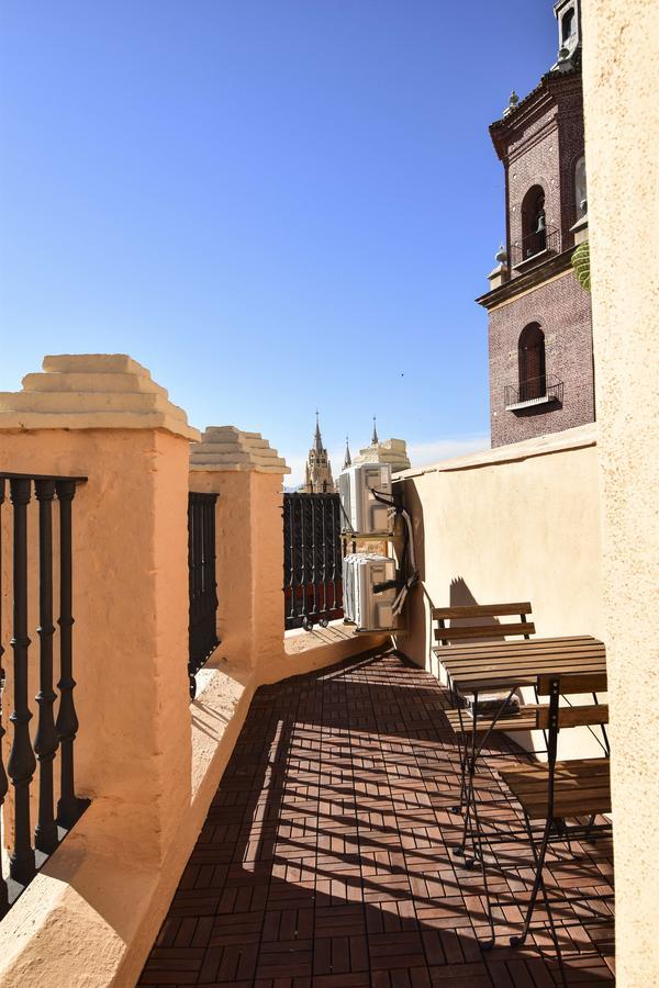 Letmalaga Comedy Exterior foto